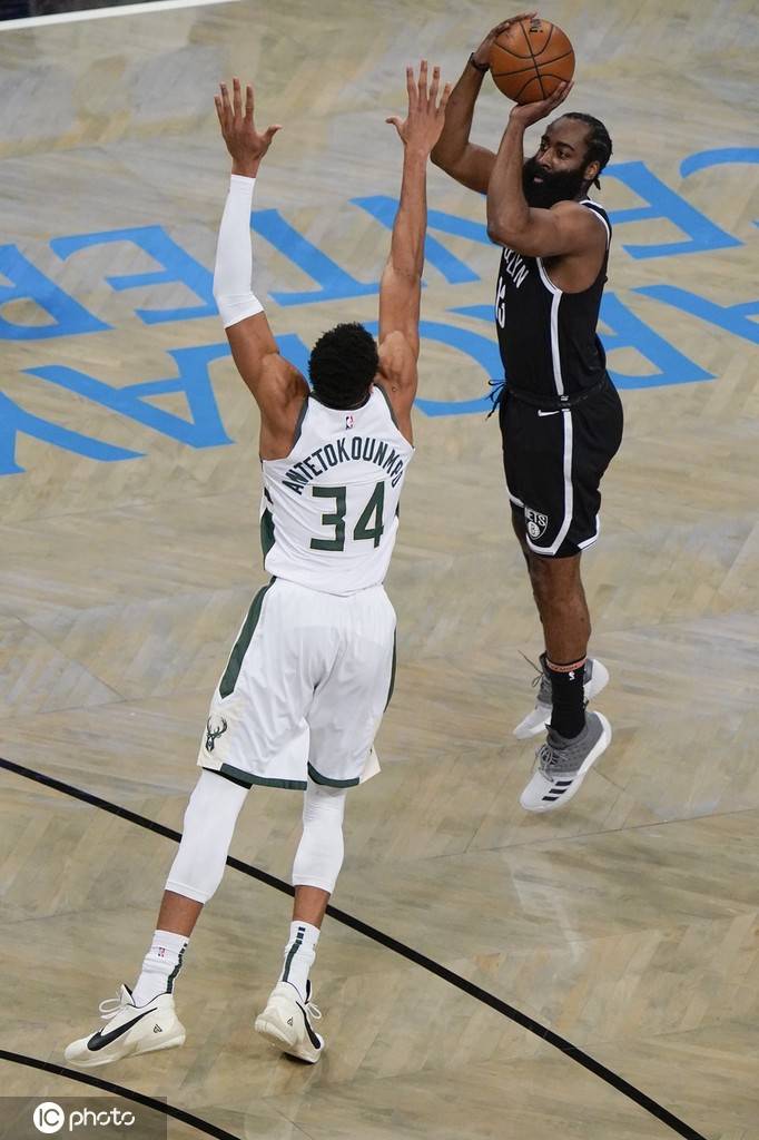 字母哥赛事官方发布大胜新规，瑞士队争议不断！